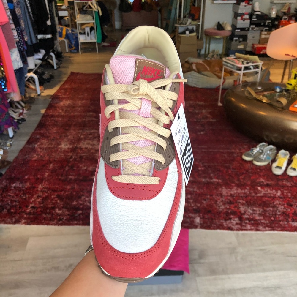 New Nike AirMax - size 10.5